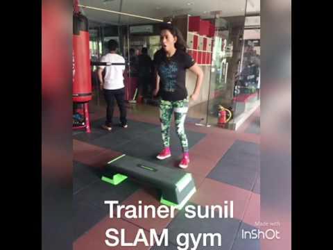 Sanjana singh doing workout in slam gym