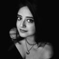Anushka || Miss Bee 🐝
